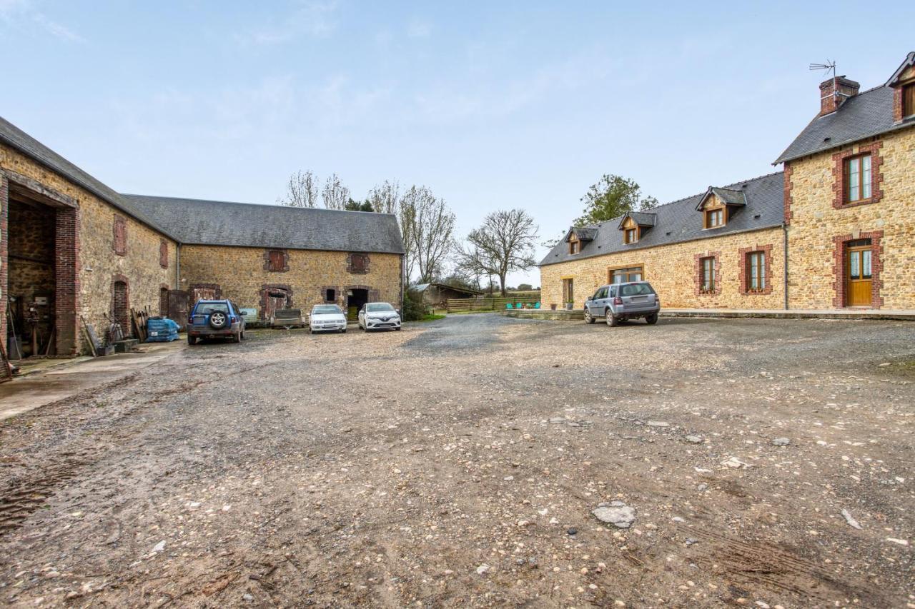 Maison Charmante A Saint-Marcouf Avec Jardin. Villa Exterior photo